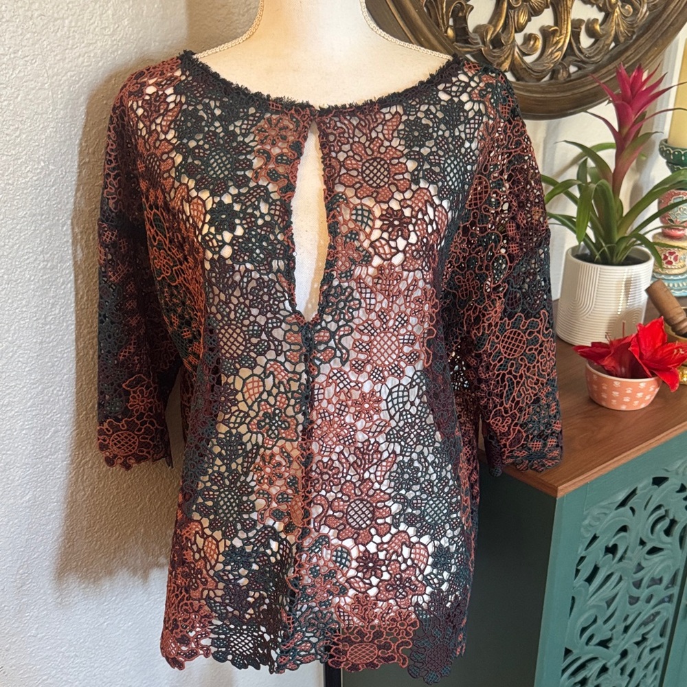 Elegant Lace Women Top handmade